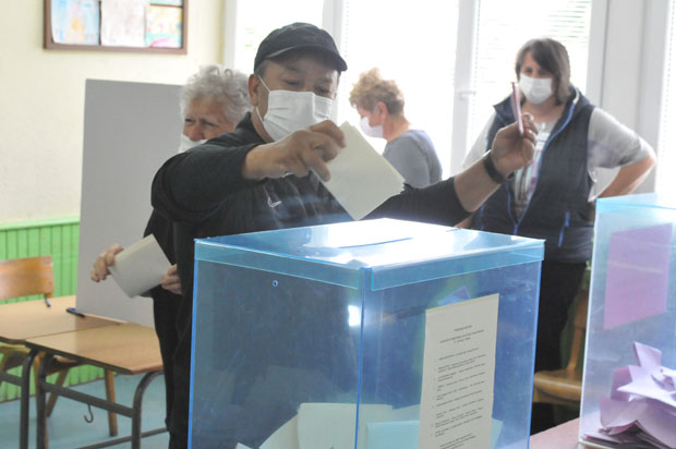 Локални избори у Краљеву: „Напредњаци“ убедљиви са 59 одсто гласова
